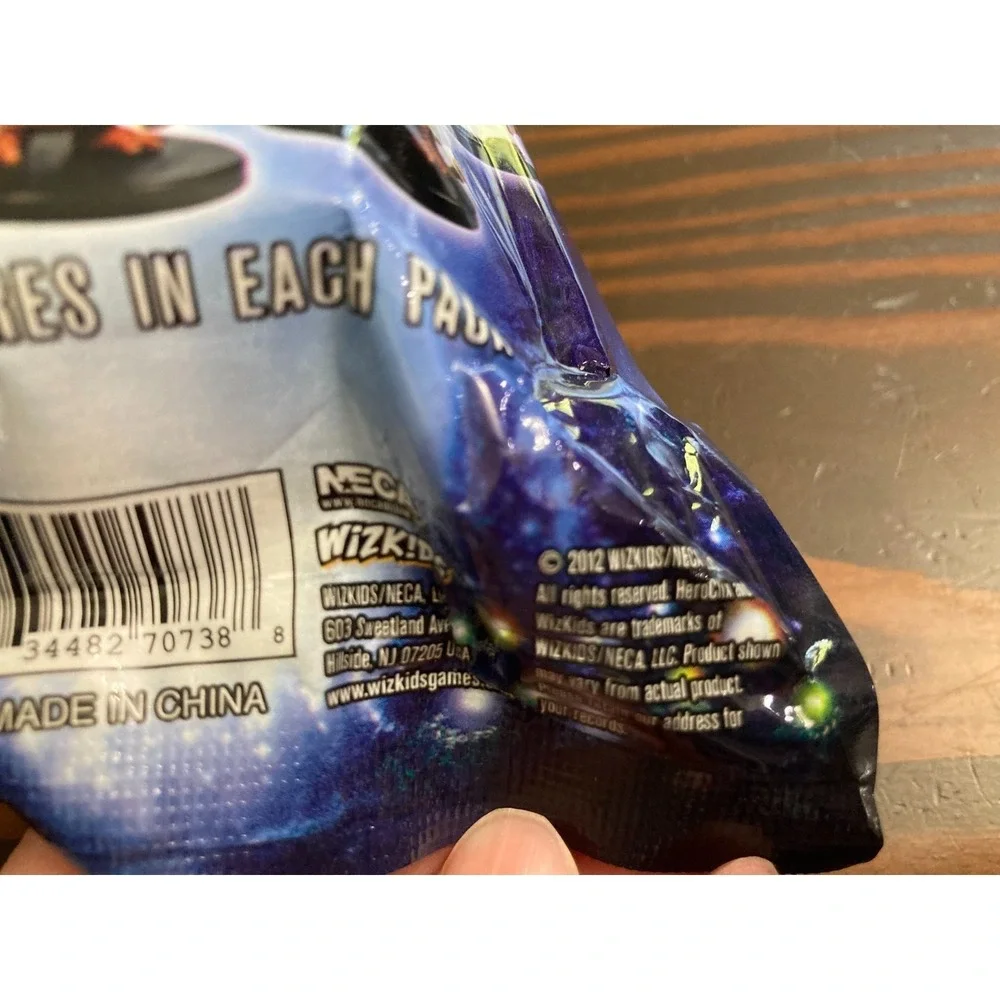 2012 E.T. The Extra-Terrestrial Foil Pack Collectible Miniature Figurine - NEW